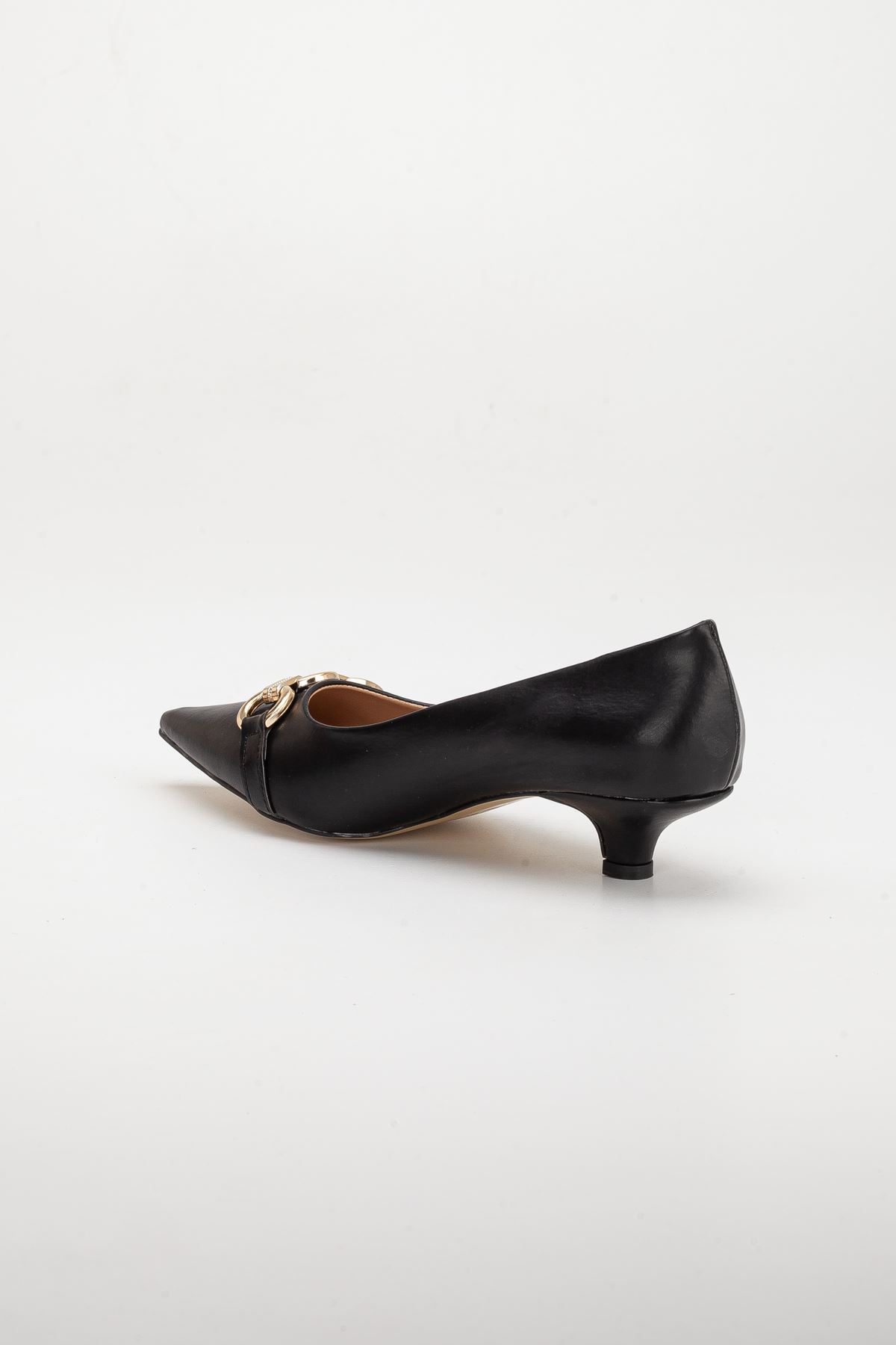 Odella Gold Toka Detaylı Topuklu Ayakkabı Siyah Cilt